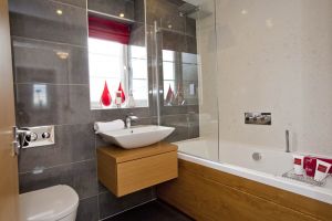 garforth thirston bathroom sm.jpg